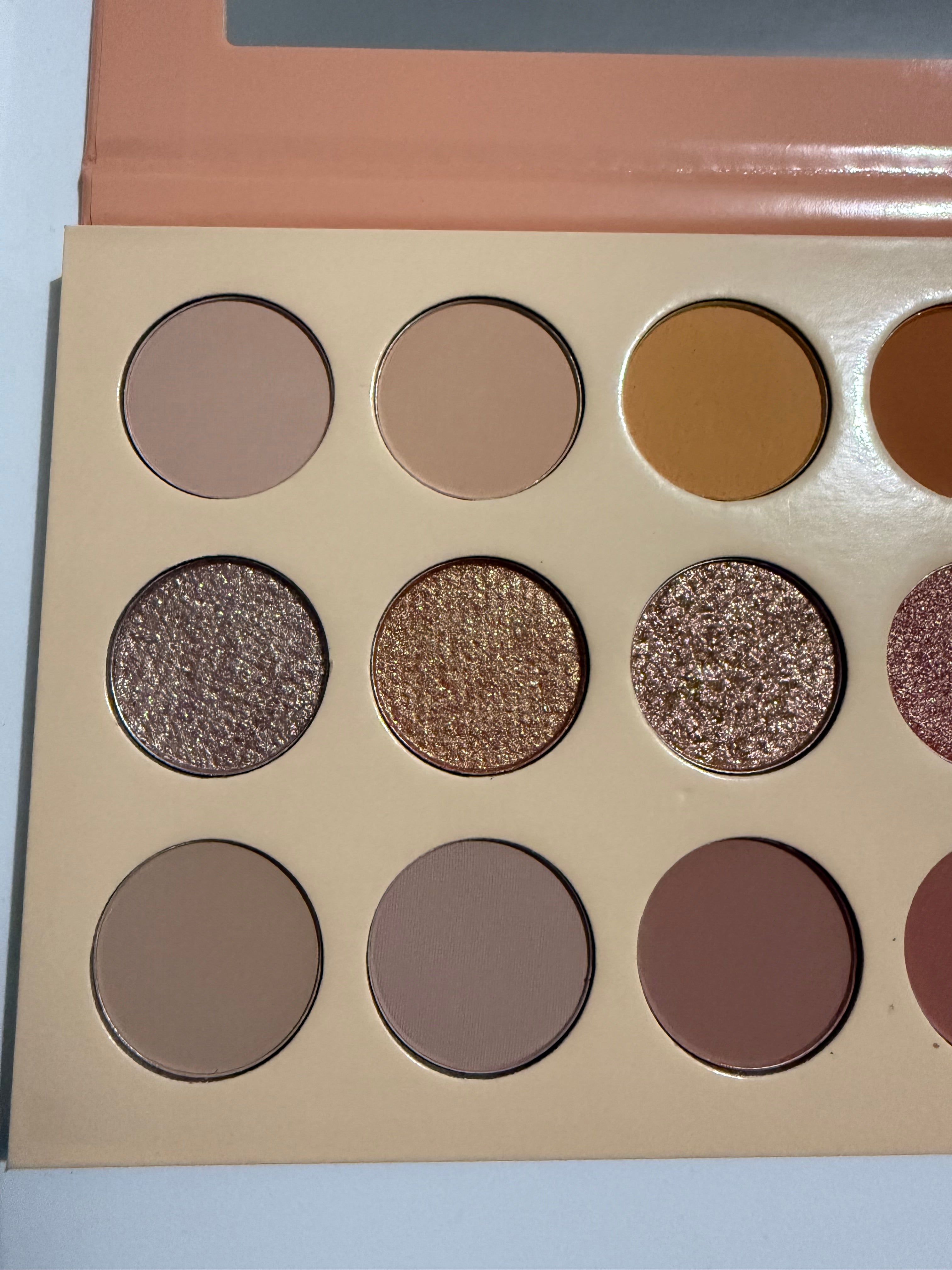 Fard à paupière Annie’s Beauty – Nudes Happy Bride Palette