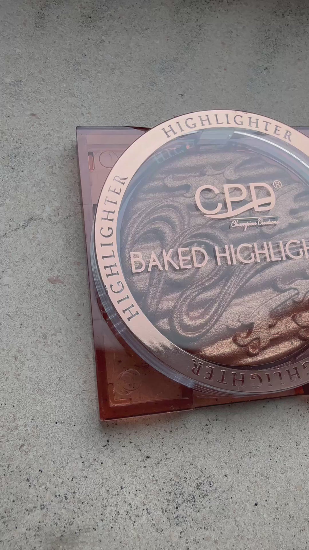 Highlighter CPD – Éclat Sublime pour Peaux Noires et Métissées